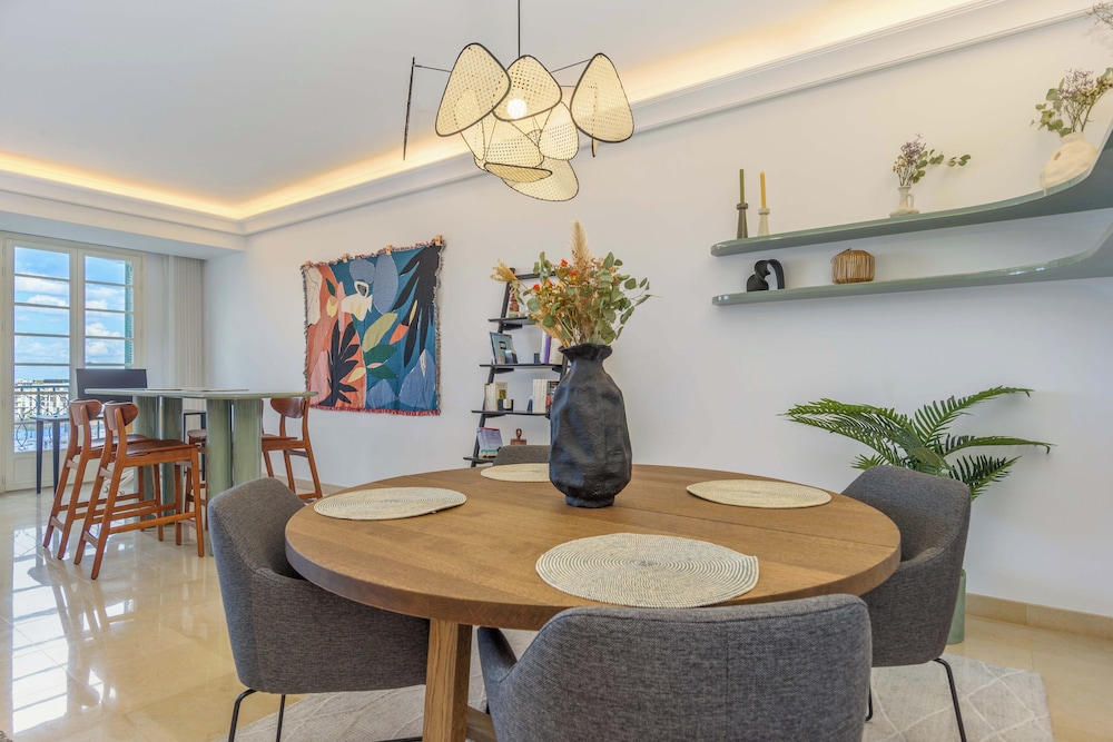 Mundo - 2 BR Apartment at Saifi Village