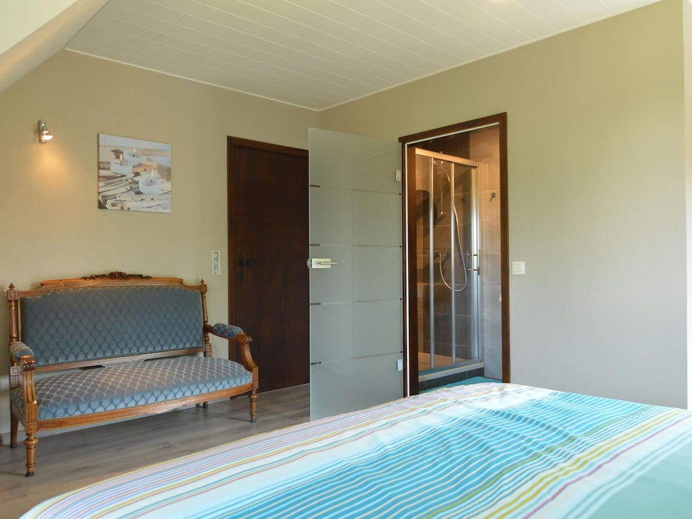 Elegant Villa in Stavelot With Fitness and Playroom and an Incredible Garden view 4