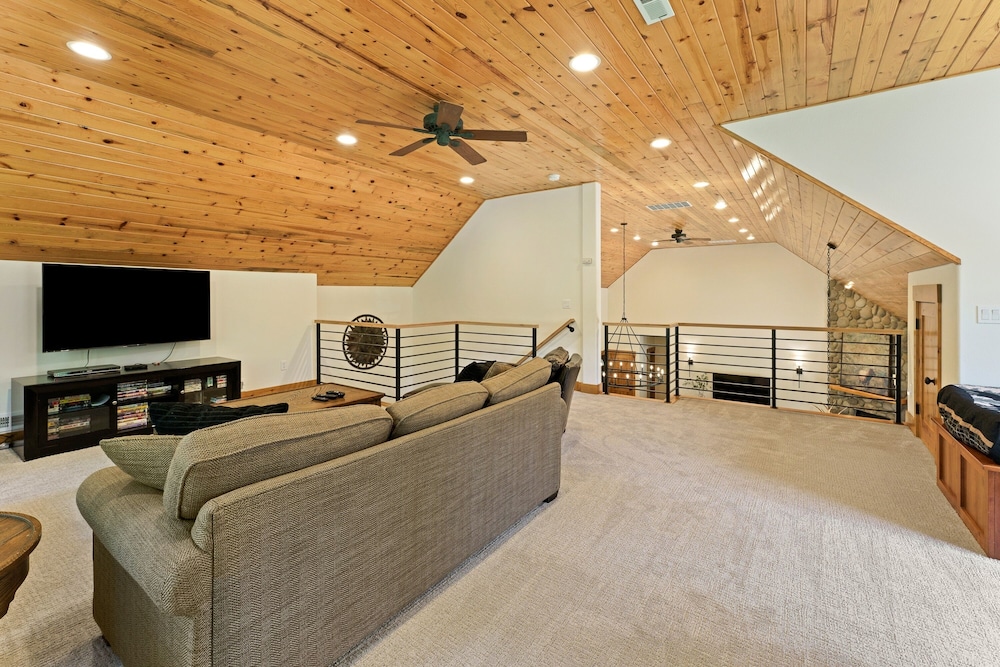 4 Catkin 4 Bedroom Home