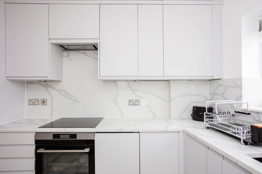Designer 2 Bedroom Apartment in West London