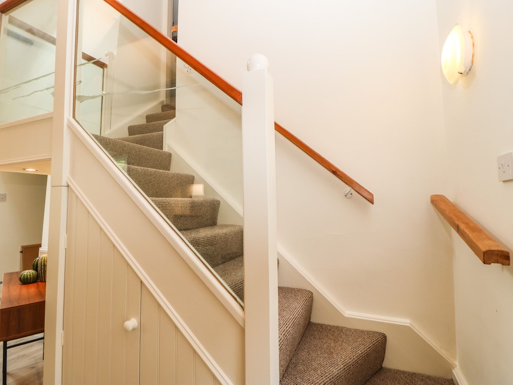 The Cottage, 5 Richley Terrace
