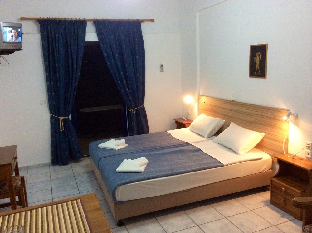 Photo 6