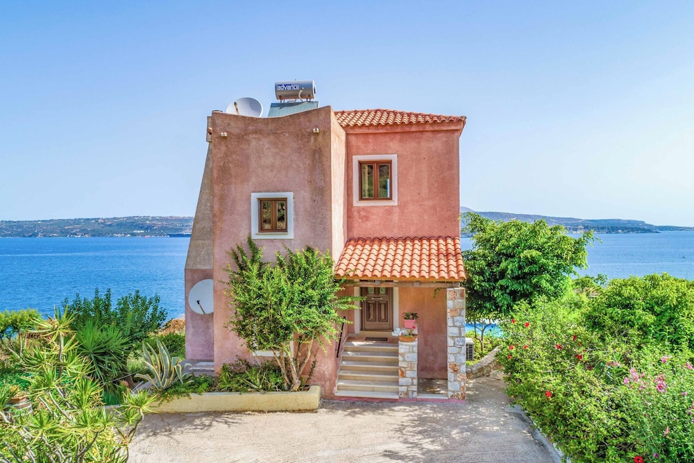 Villa Aptera