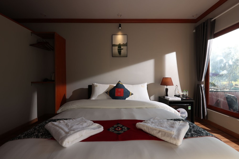 Cat Ba Serena Homestay And Swimming Pool