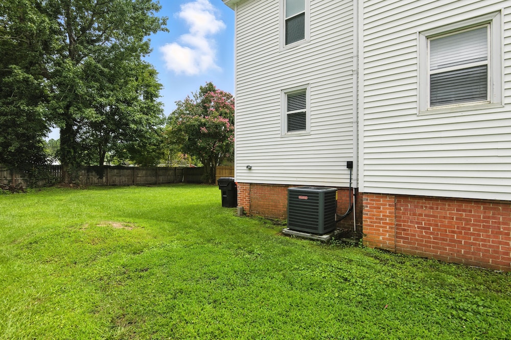 Historic Elegance In The Heart Of Elizabeth City 4 Bedroom Home