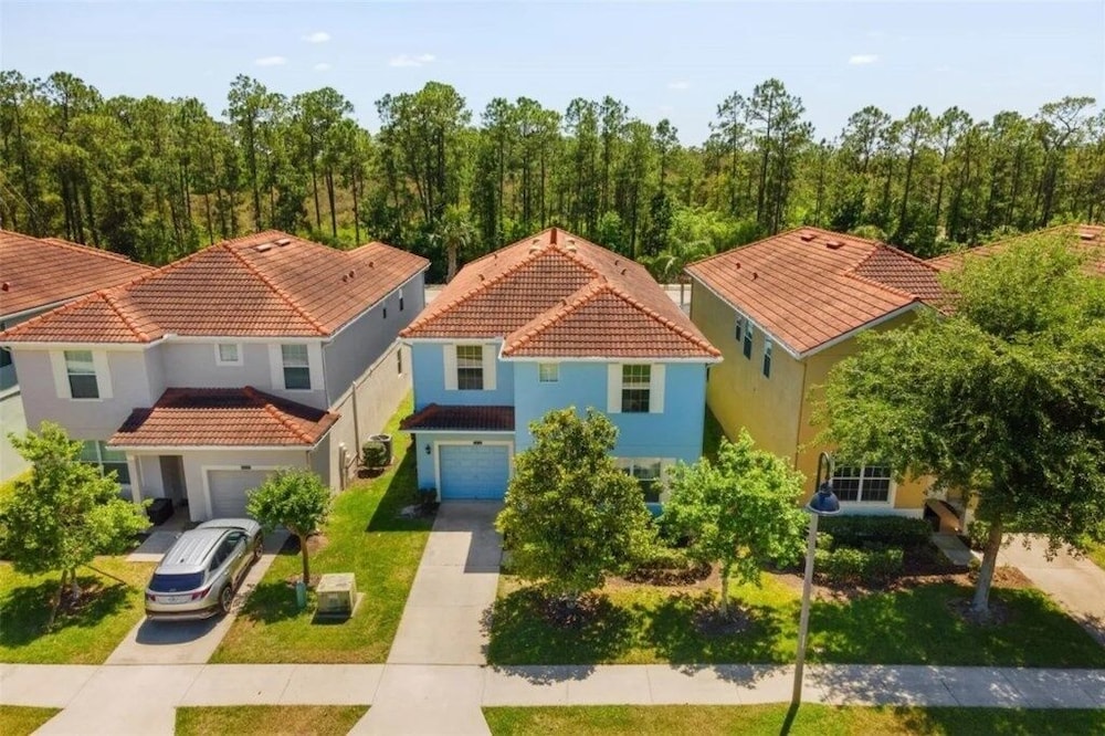 Sugar Palm Place 6 Bedroom Home