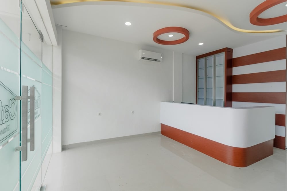 RedDoorz near Mall SKA Pekanbaru view 3