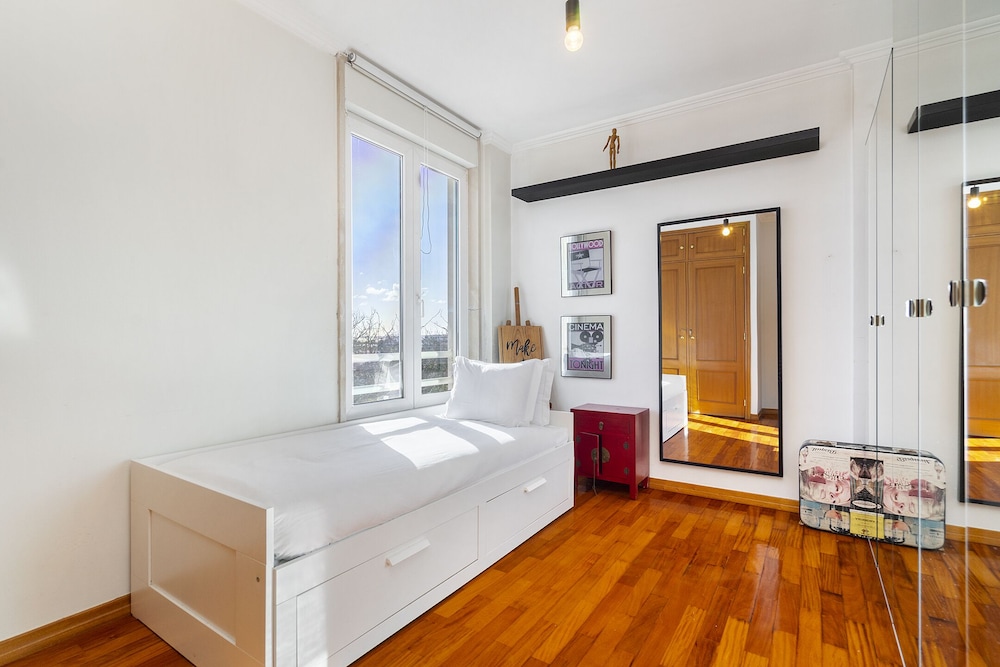 Cosy Urban Hideaway In Belém With River View view 4