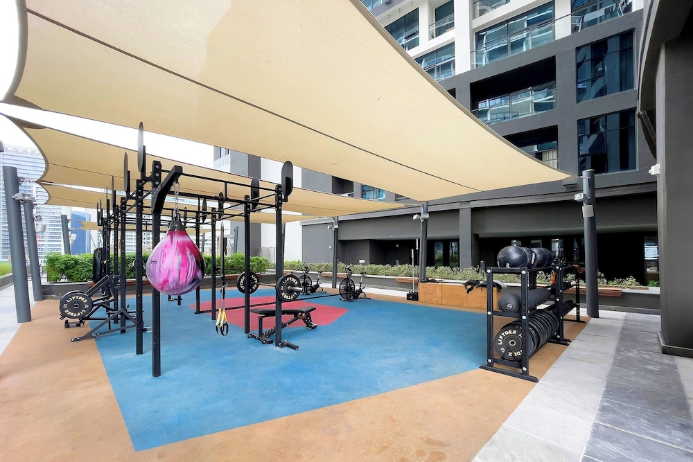Premium 1BR Apartment at 15 Northside