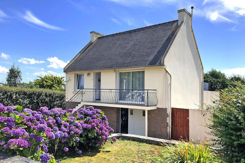 Holiday Home With Beautiful Terrace Area view 4