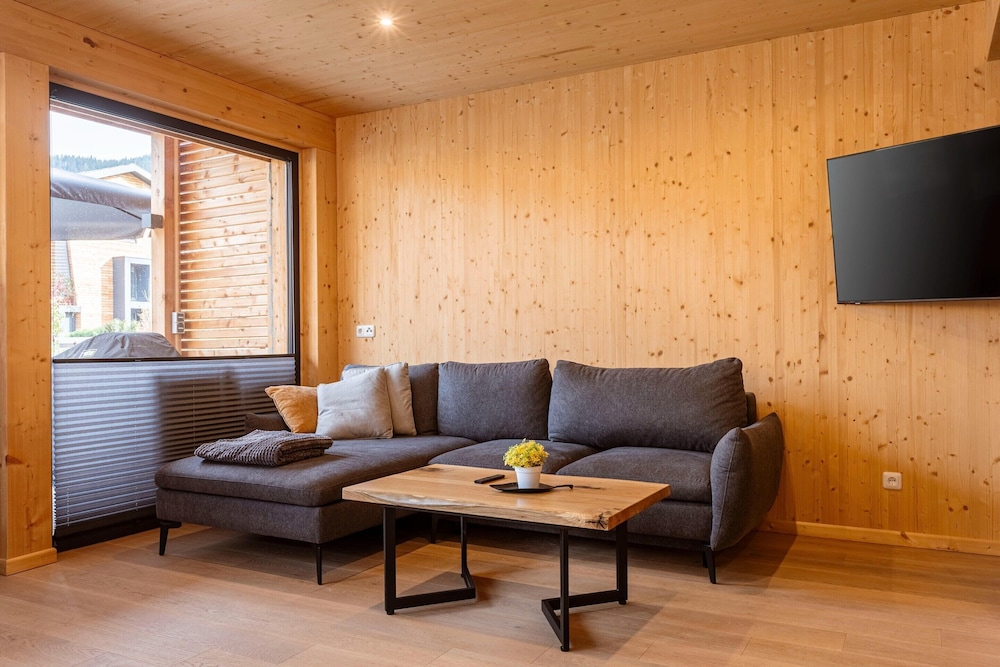 Attractive Holiday Home With Pool