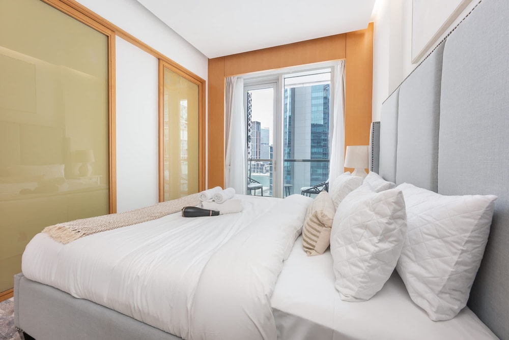 Relaxing and Cozy 1BR Apartment in Business Bay