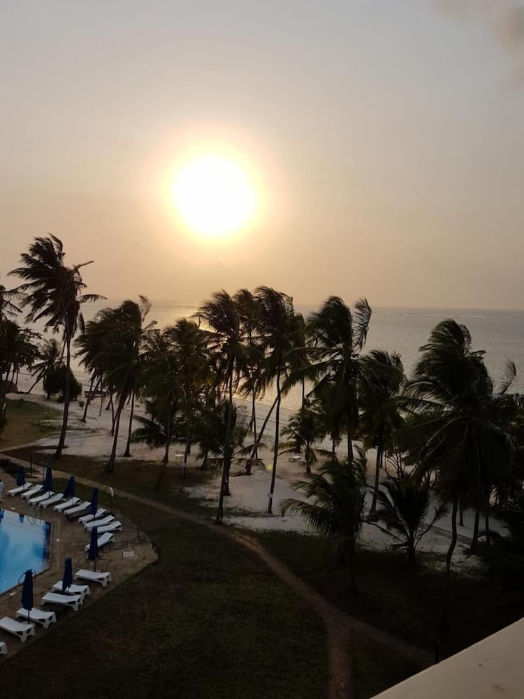 Mombasa Continental Resort