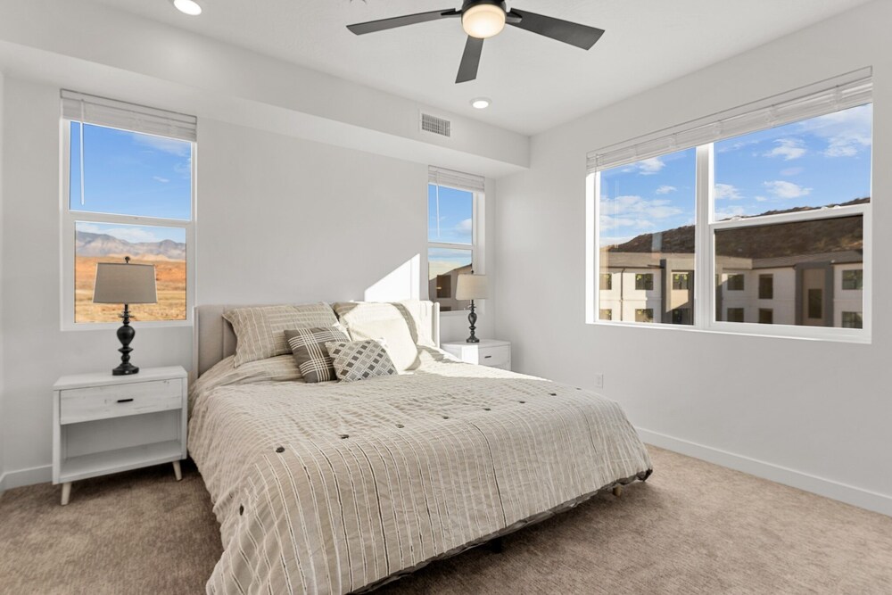 Cliff Side Retreat 2 Bedroom Condo