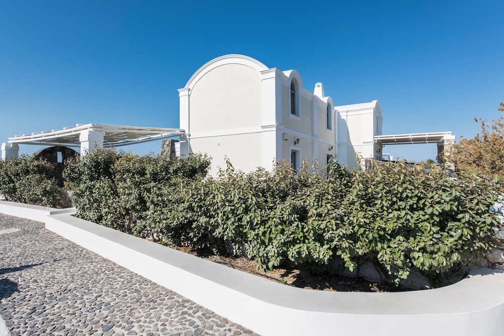 Secret Earth Santorini