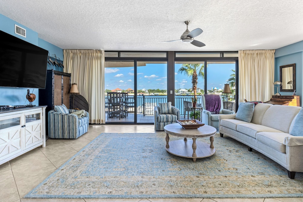 Legacy Key #203 by Southern Vacation Rentals