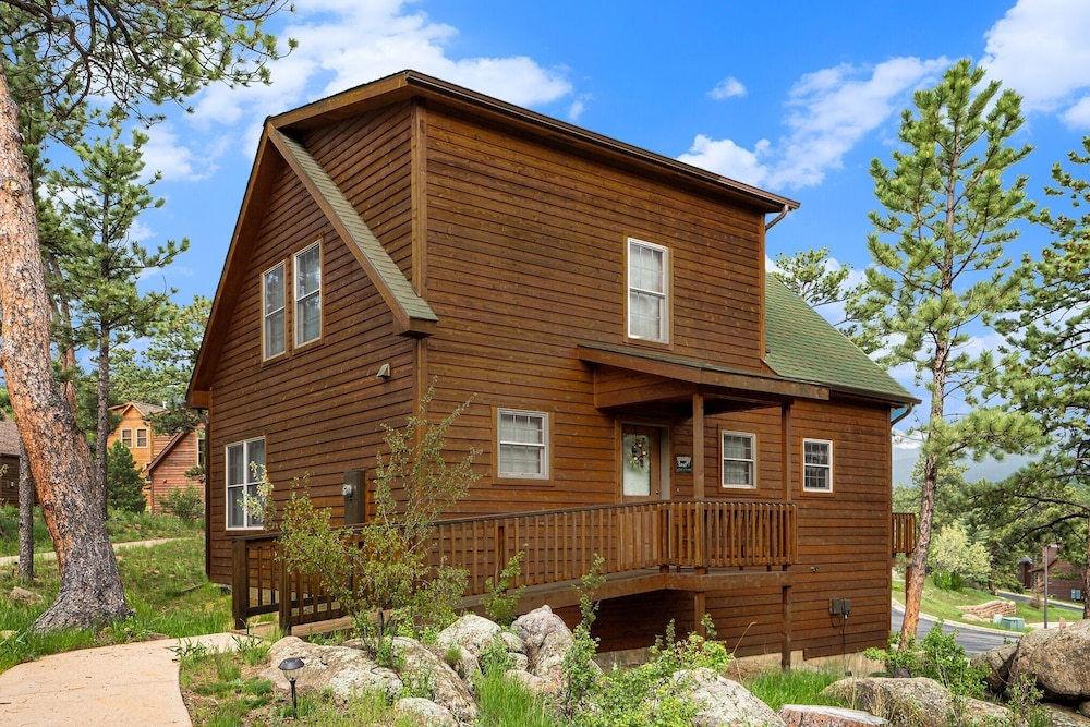 Solitude Condos - Estes Park CO