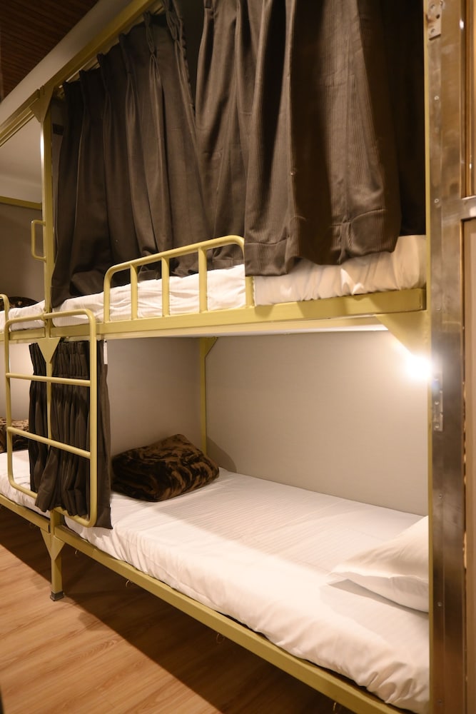 Amara Super Deluxe Dormitory