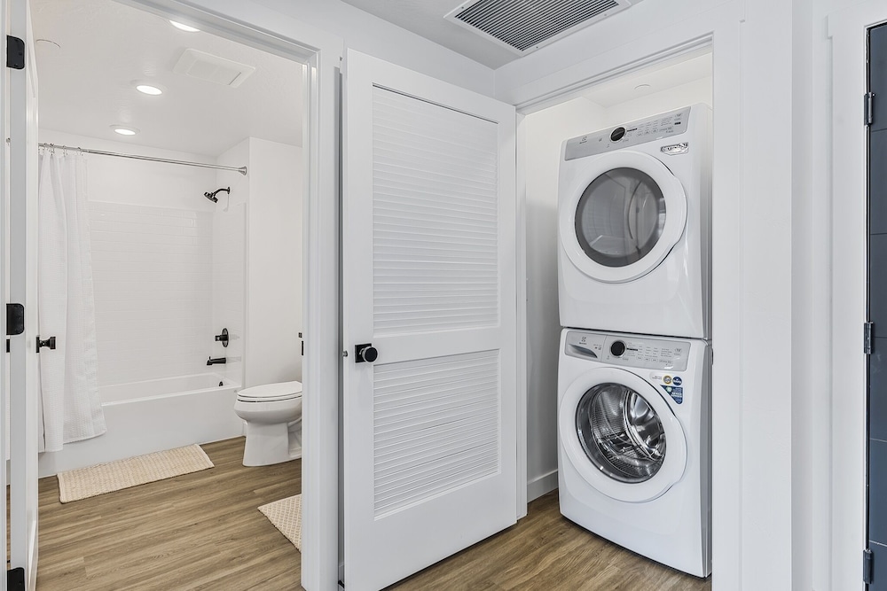 Starlight Crossing 4 Bedroom Condo