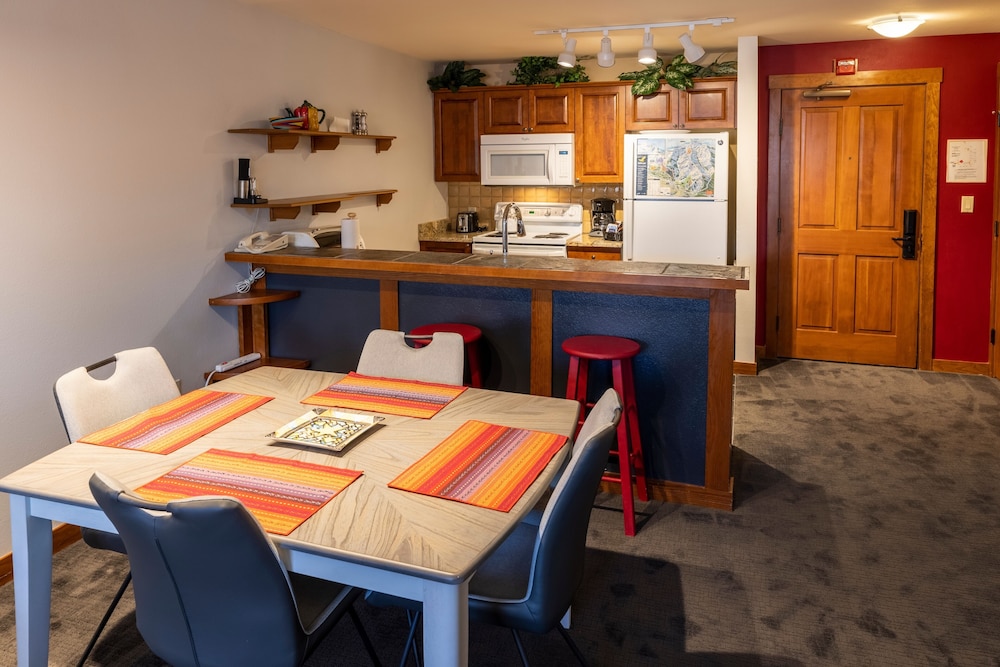 One Bedroom Condos at Powderhorn Lodge - Solitude UT
