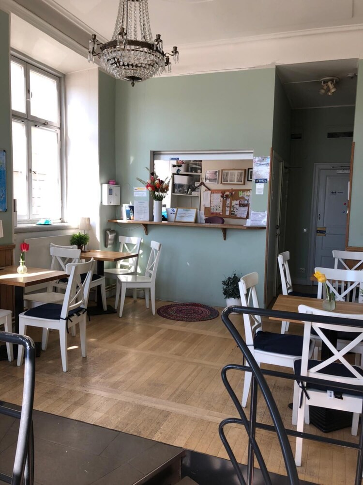 Dockside Hostel Old Town