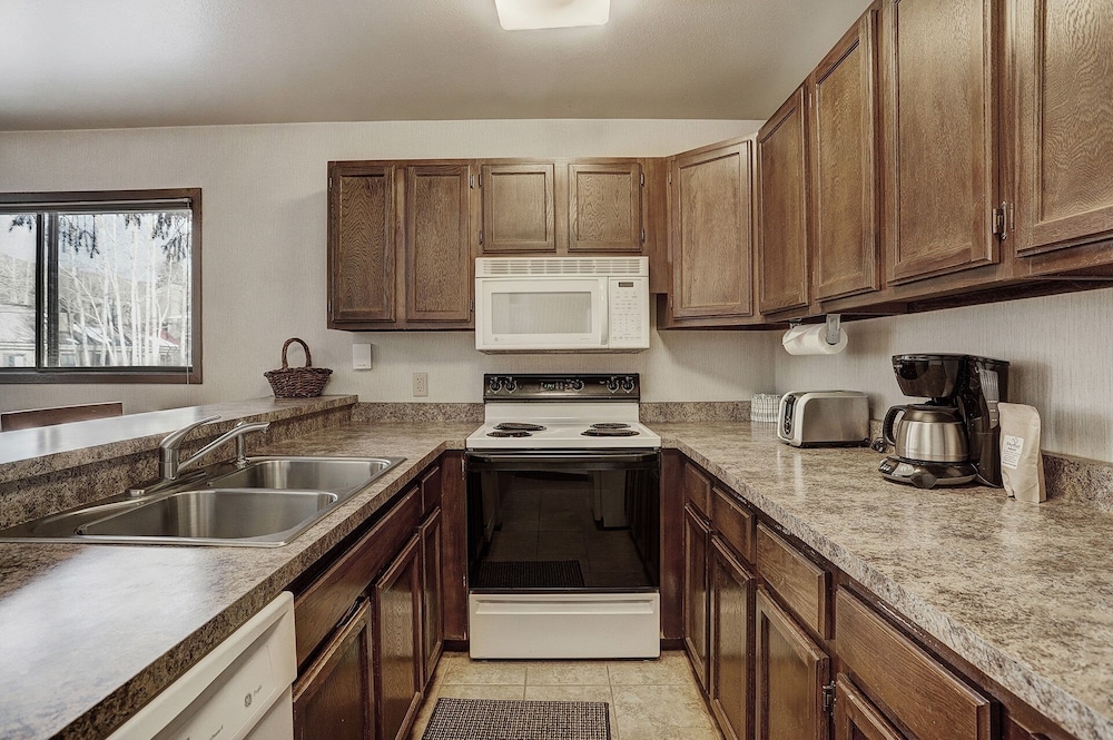Flying Dutchman, Keystone Ski Resort Gulch & Soda Springs - Keystone Ski Resort CO Condos