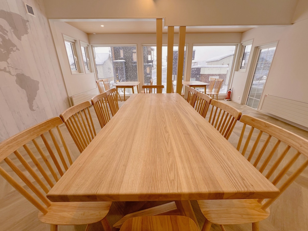 Snowball Hostel