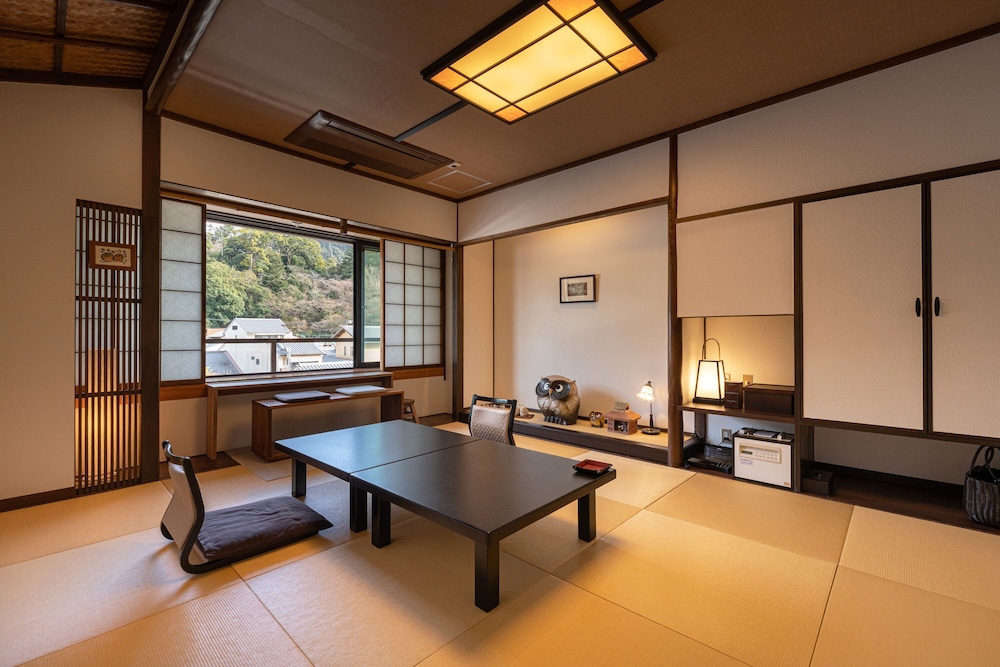 Miyajima Kinsuikan