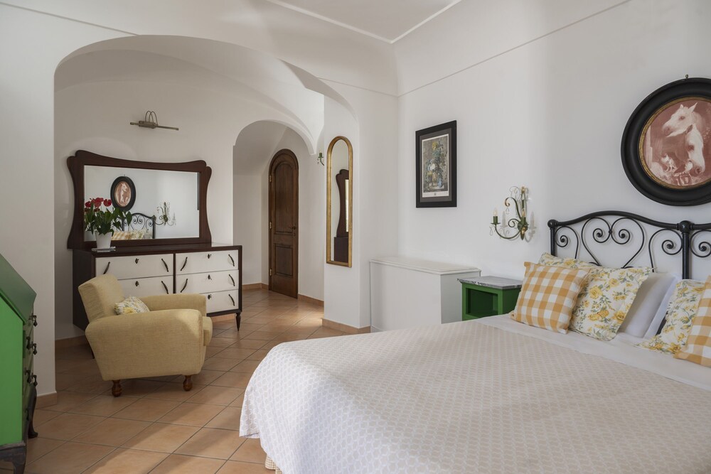 Estate4home - Villa Degli Dei