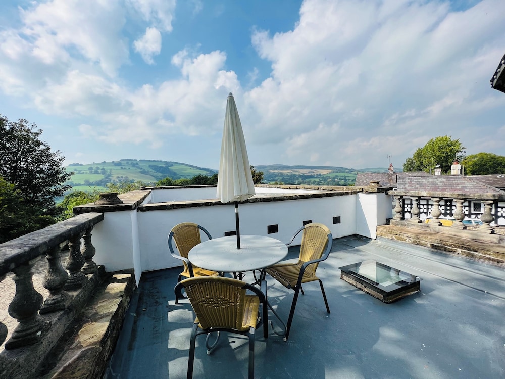 Pentre Cerrig Country House