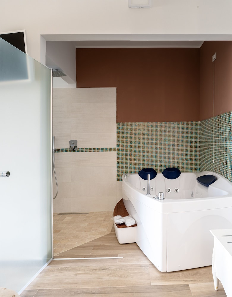 MILLE SUITE GARDEN