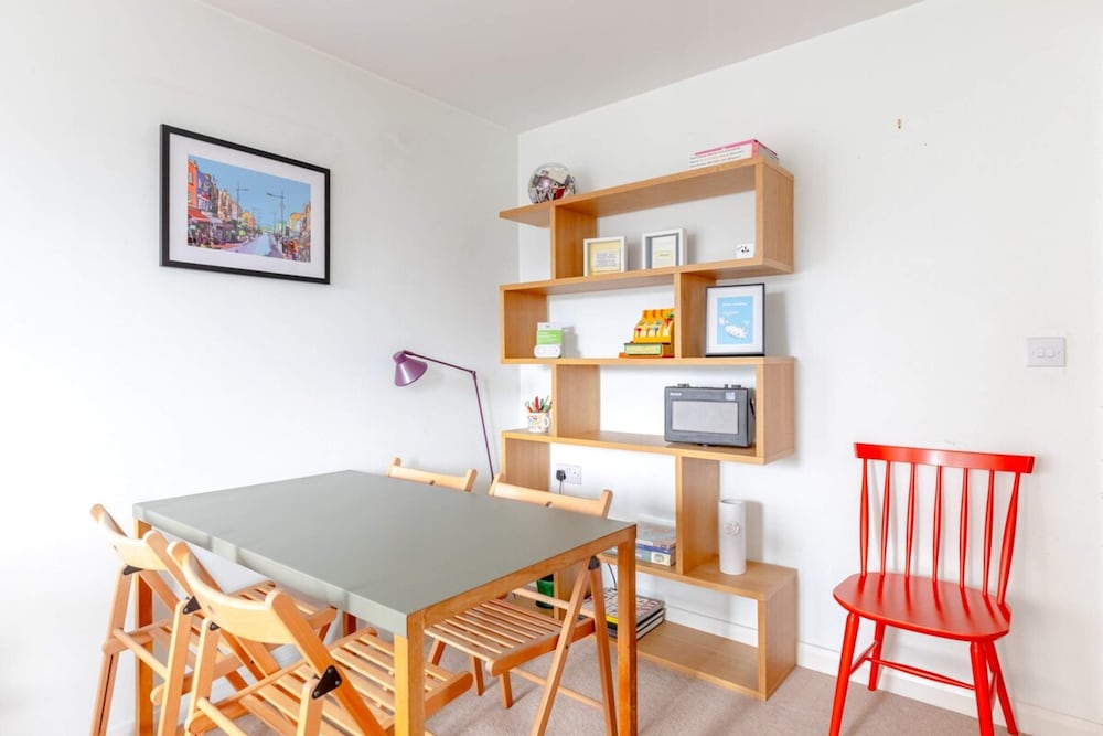 Warm & Inviting 1bedroom Flat With Patio, Camden Town!