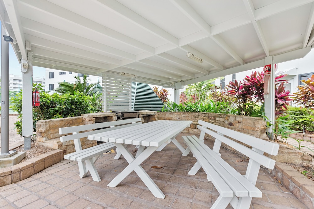 Aquarius Esplanade Retreat