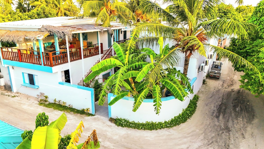 Azaya Beach Maldives Thulusdhoo