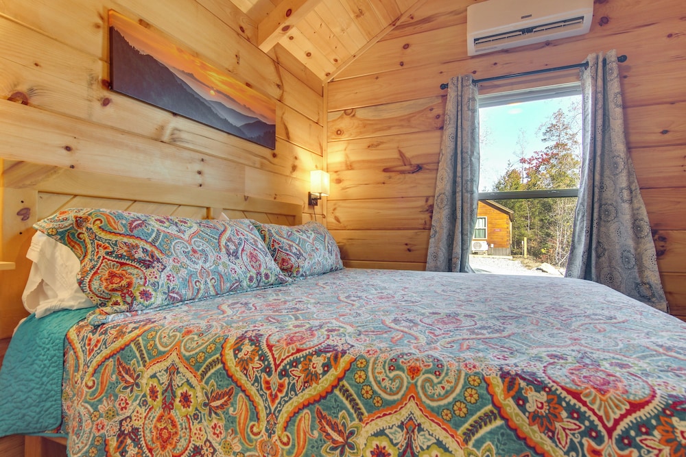 'feelin Feisty:' Blue Ridge Mtns Couple's Cabin