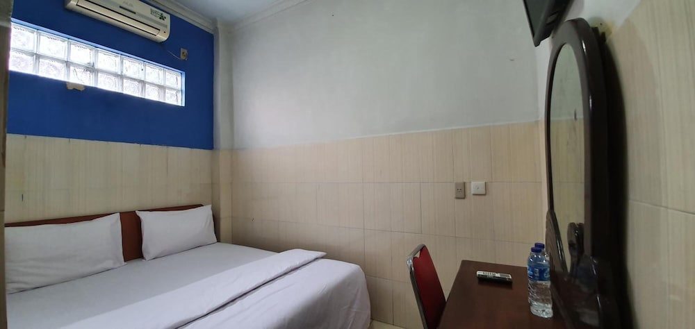 Serena Anggrek Hotel