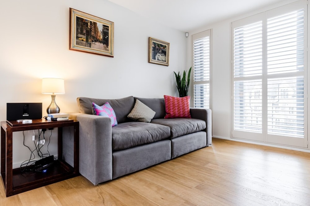 Bright 2 Bedroom Marylebone Flat Near the Tube