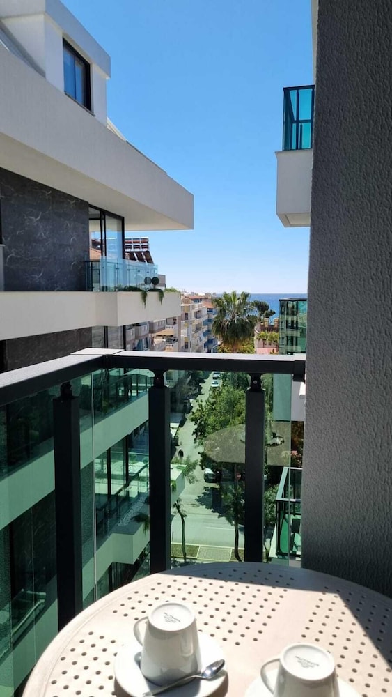 Elite City 3 Luxury Residence