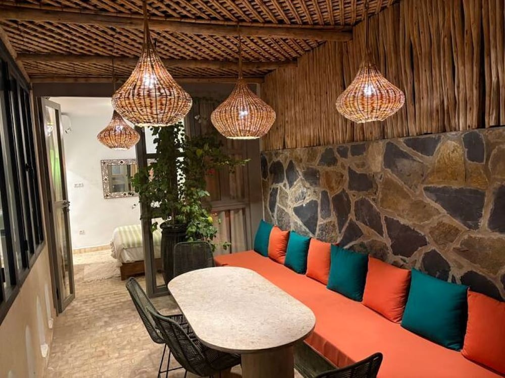 Beautiful Arab House With Swimming Pool