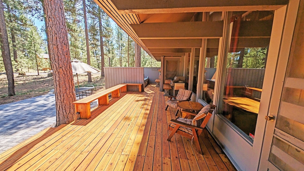 Pine Cone 3 6 Bedroom Home