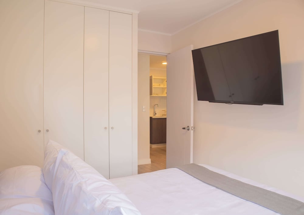 w Cozy 2BR w Balcony in Miraflores