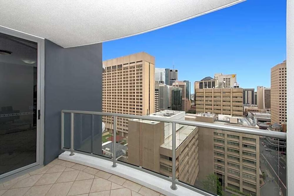 CLLIX Brisbane Central Apartments