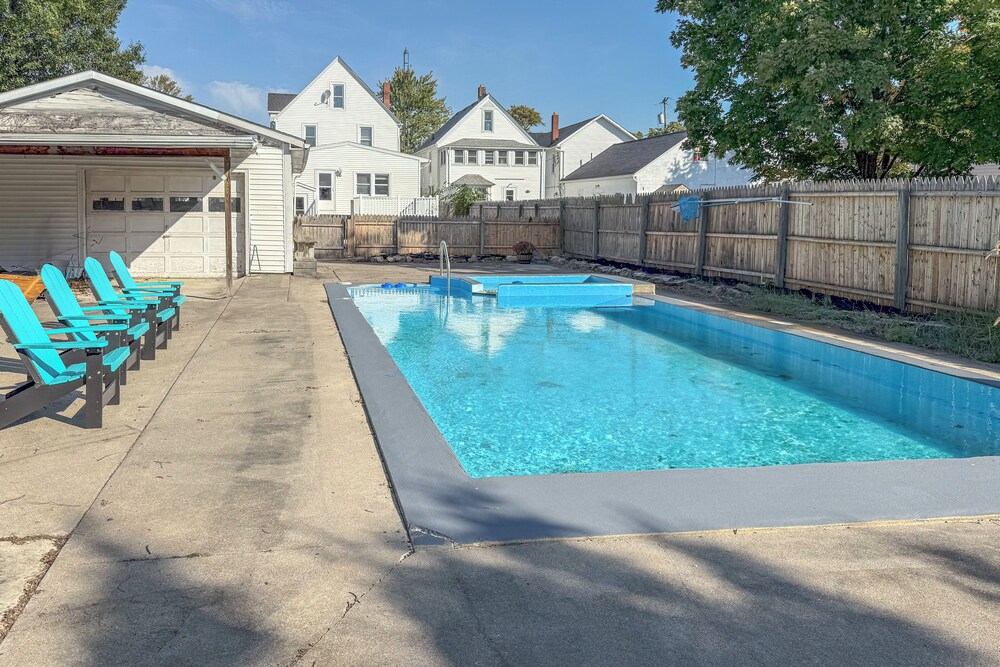 Walk to Beach: Home w/ Pool in Vermilion