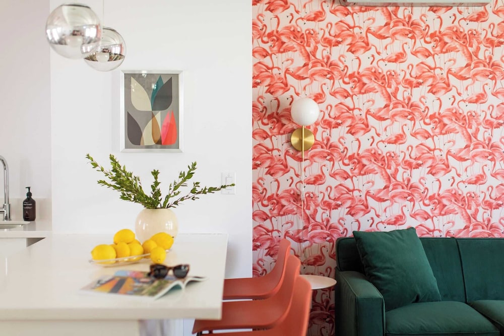 2 Rooms, Sleeps 8 Retro Hotel w/ Pool Wesley King Studio Buyout by Avantstay