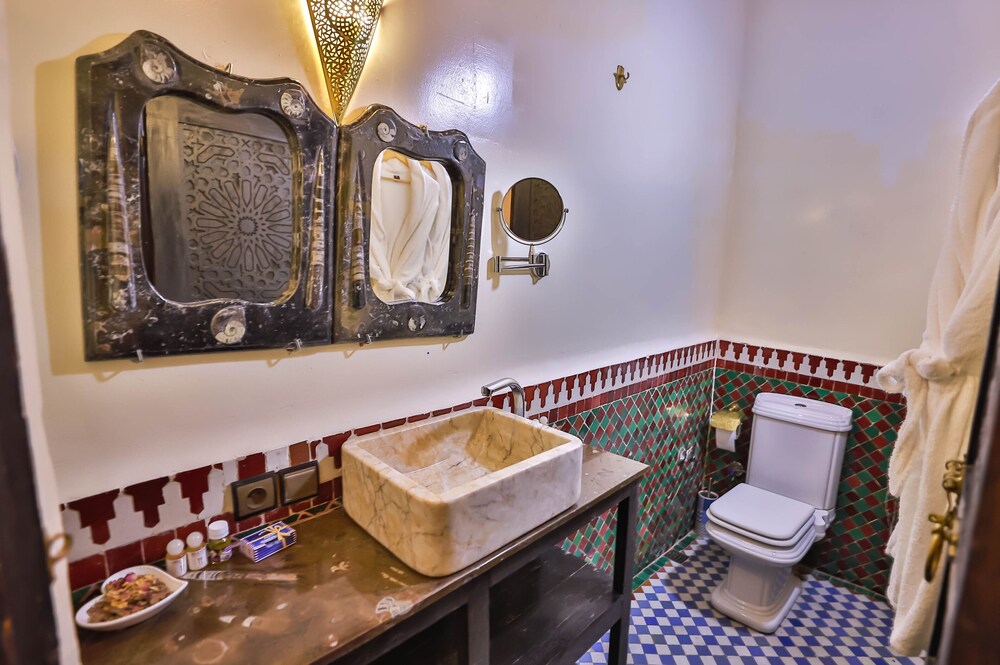 Riad Farouzi Fes
