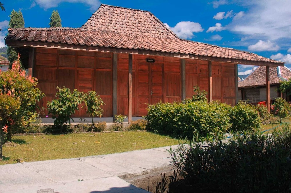 Balkondes Tuksongo