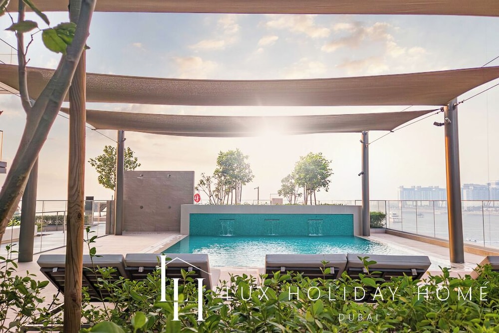 LUX The Ultra Luxury Beach Isle Suite