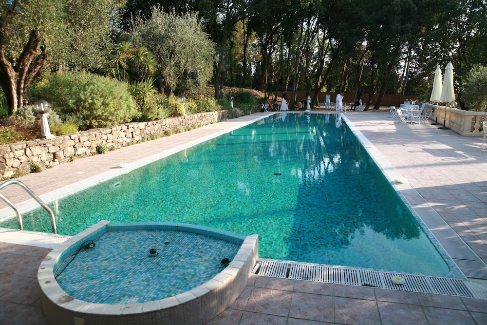 Domaine du Paradis des Oiseaux view 5