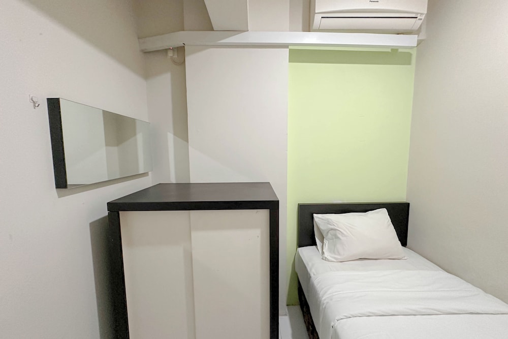 Strategic 2Br Apartment Near Its Campus At Dian Regency