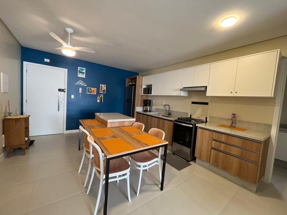Full Stay in Condo With Pool Just 600 Meters From the Beach - Ccis
